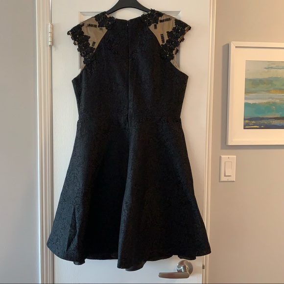 Le Chateau Black Floral Lace Beaded Cocktail Dress L - Picture 6 of 15